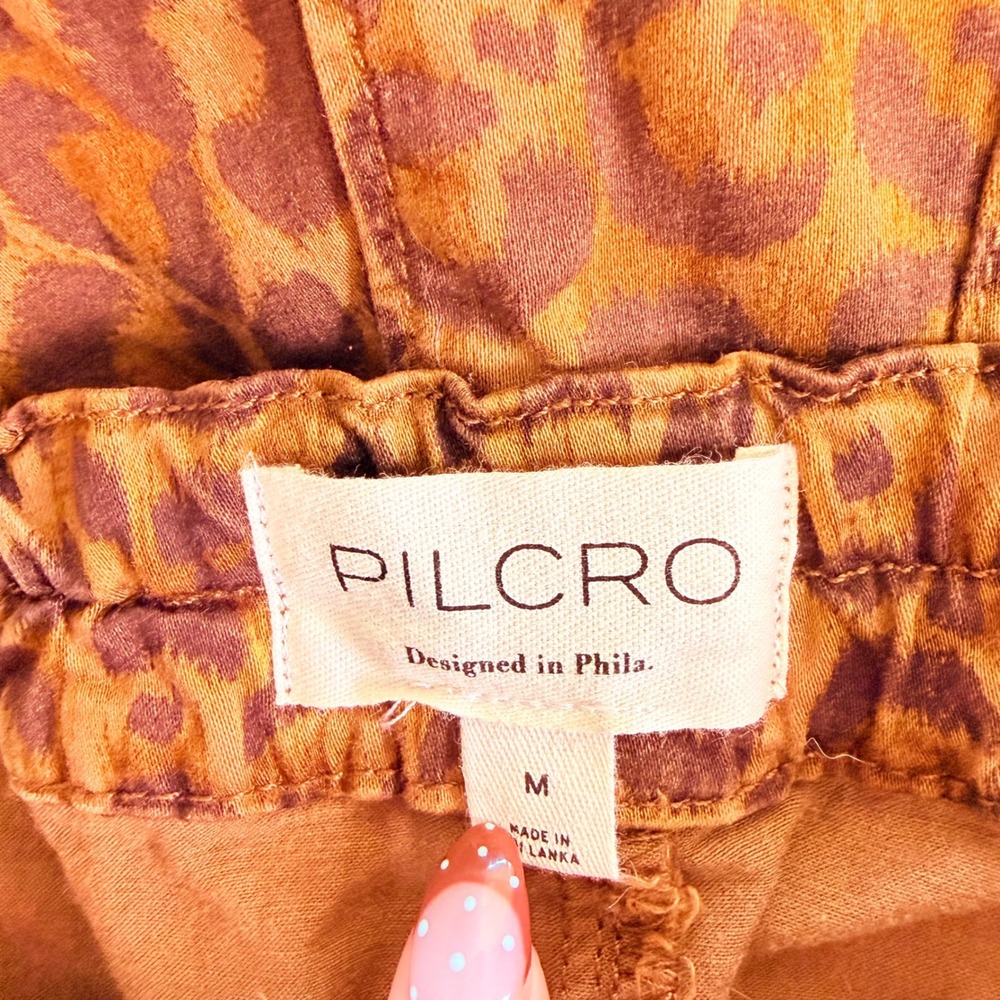 Pilcro Anthropologie Izzie Relaxed Sateen Pull-On Barrel Pants Leopard Print M - Picture 7 of 8